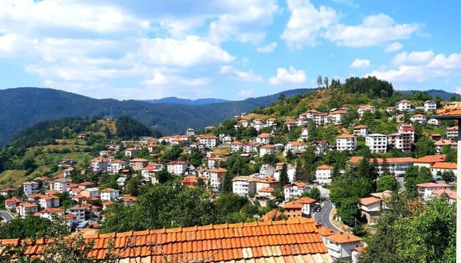 Село Момчиловци